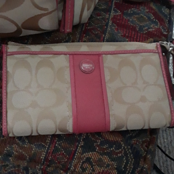 SOLD ****Coach back pack with wristlet wallet - Picture 5 of 7